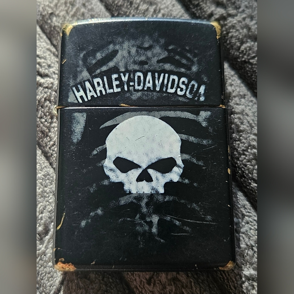 Zippo (Harley-Davidson) Black Skull Lighter